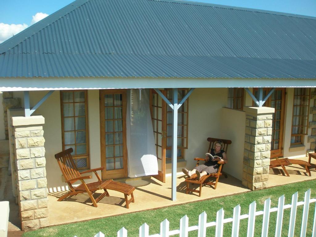 Sandstone Chameleon Guest House Fouriesburg Exterior foto